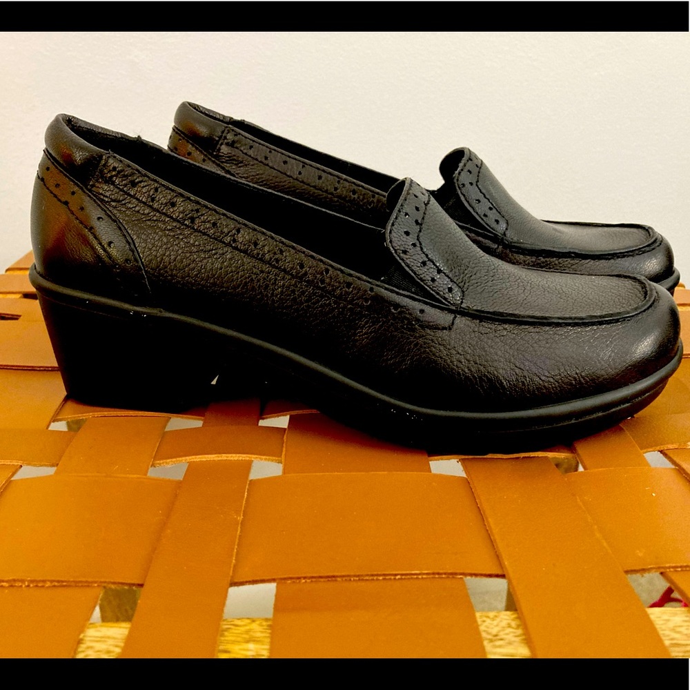 New 7.5w easy spirit leoda loafers black leather “esleoda”